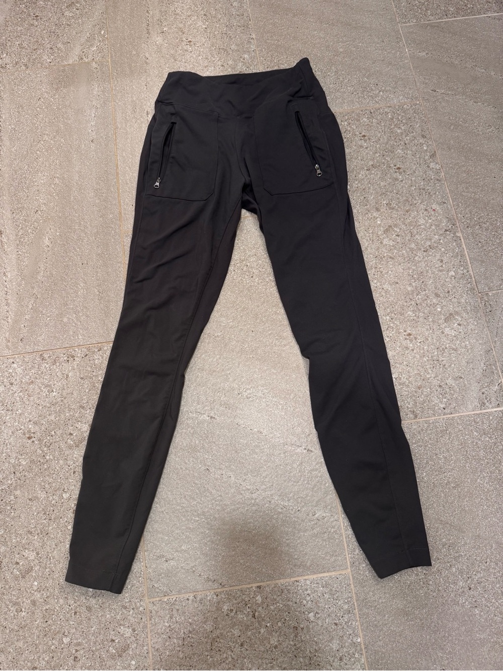 The North Face Black High-Waist Performance Leggings with Zipper Pockets